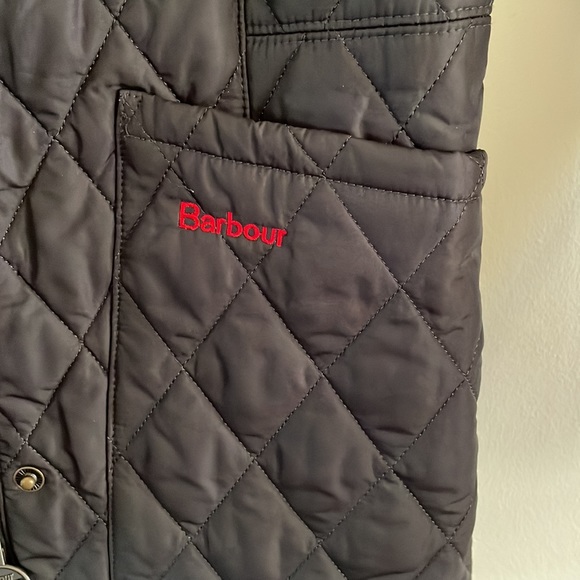 Barbour Women’s Navy Quilted Jacket size US 6 EUC - Picture 2 of 5